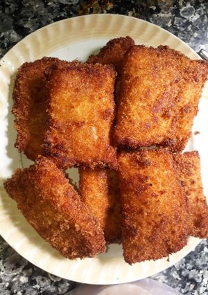 A picture of Chicken cheese and onion pockets.