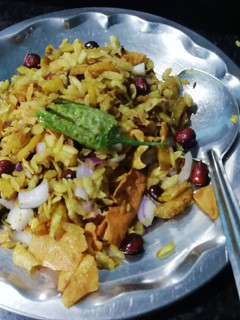 चूड़ा फ्राई (Chuda Fry Recipe in Hindi) रेसिपी मुख्य फोटो