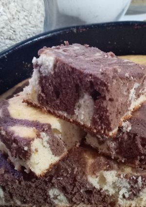 Una foto de Torta marmolada 😋