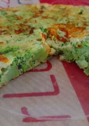 Una foto de Tortilla de brócoli 🥦