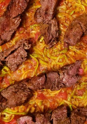 Una foto de Fideos de Zucchini y Entrecot al Curry