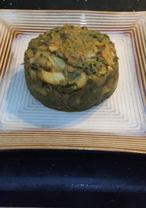 Una foto de Acelgas veguis con patata y zanahoria