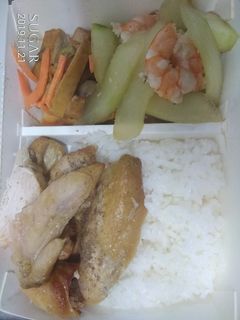 減醣日式烤雞翅胡瓜蝦仁便當 的食譜成品照片