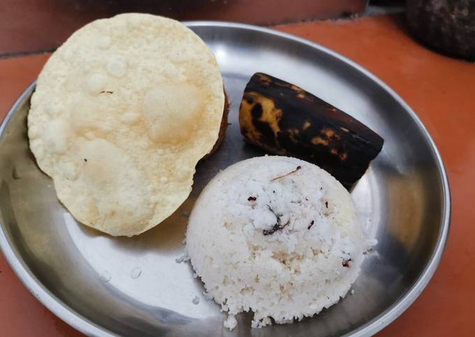 Kerala Puttu (Steamed rice cake)