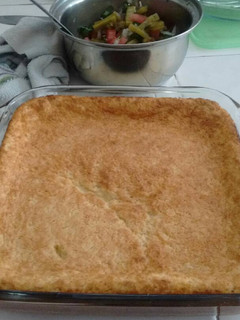 Una foto de Pan de elote, hecho en casa😋😋😋😋