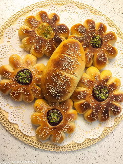 عکسی از دستور نان شیرمال پروین پز
