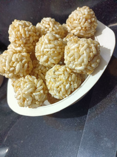 મમરા ના લાડુ (Mamra Ladoo Recipe in Gujarati) રેસીપી મુખ્ય ફોટો