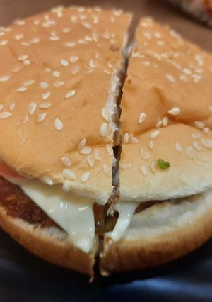 A picture of Burger 🍔.