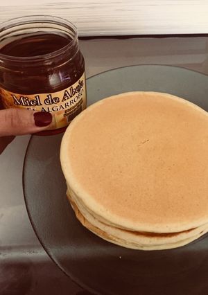 Una foto de Hot cakes 😋🥞