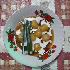 A picture of Kolak biji salak.