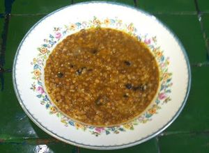 Una foto de Sopa de lentejas turca-Ezogelin çorbasi