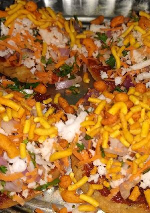 A picture of Nippat masala chaat.