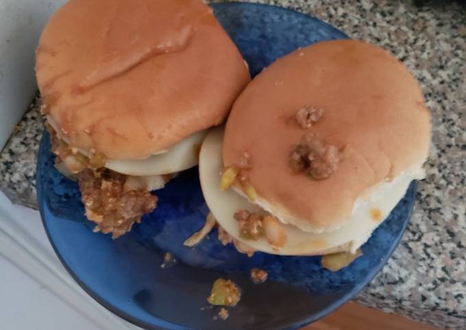 Steps to Prepare Homemade Cheesesteak sloppy Joe's