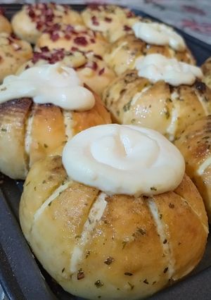 Foto resep Korean Garlic Bread & Cheese Smoked Beef Boat