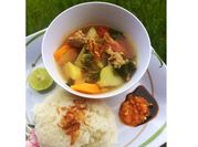 Gambar sop daging iga