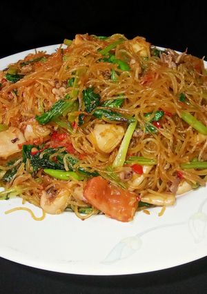 Foto resep Mie Goreng Cumi (Mie Jagung Goreng Plus Cumi)