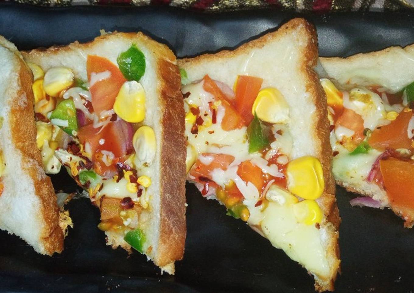 Bread Pizza