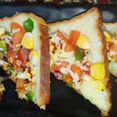 Bread Pizza A picture of Bread Pizza.