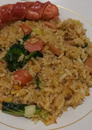 Foto resep Nasi goreng sosis simple