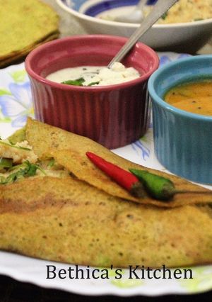 A picture of Upma Pesarattu Dosa.