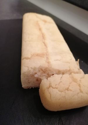 Une photo de Pain de riz sans farine ou "namagome pan"