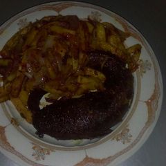 A picture of Grilled fish and potatoes.