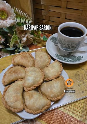 Gambar 1:9:26 - Karipap sardin