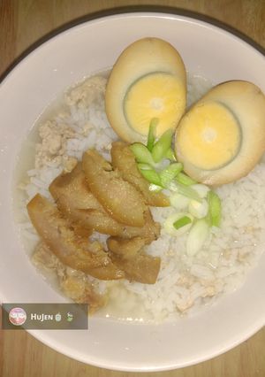 รูปของ ข้าวต้มหมูสับ (Rice Porridge with Minced Pork)