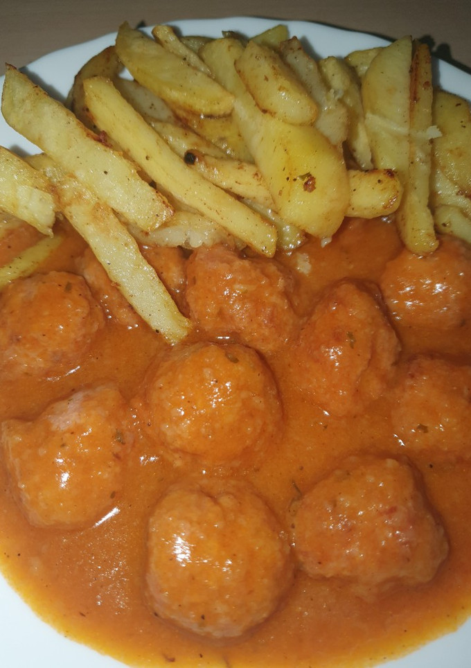Una foto de Albóndigas en salsa