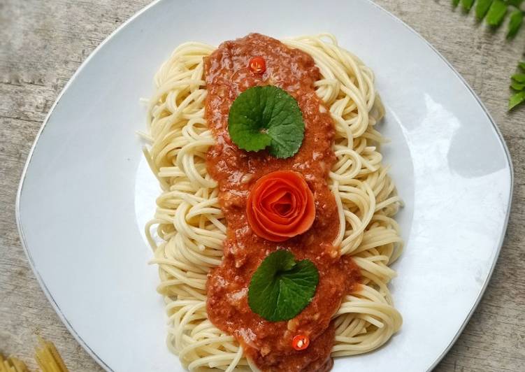 Bagaimana Menyiapkan Spaghetti Dg Saus Bolognese Homemade yang Enak Banget