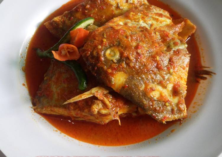 Bahan memasak Ikan Bawal Gule Aceh #pekan_aceh Lezat
