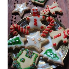 A picture of Royal cookies.