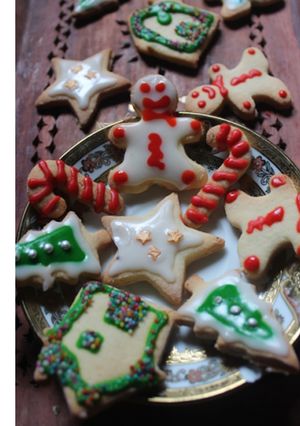 A picture of Royal cookies.