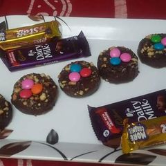 A picture of Dryfruits Chocolate Fudge Canapeas.