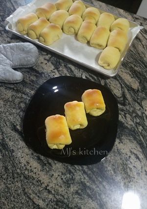 A picture of Buttered Bread Bars.