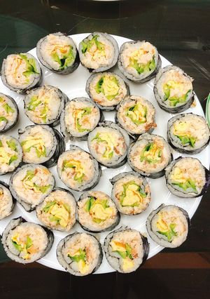 Hình của món Cơm cuộn cá Cờ.