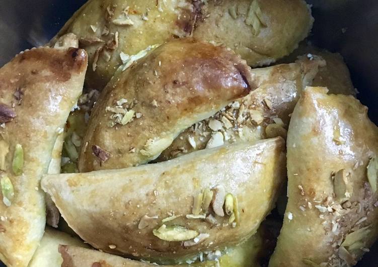 Easiest Way to Make Favorite #dussehra Glowing Baked Gujiya Post 4