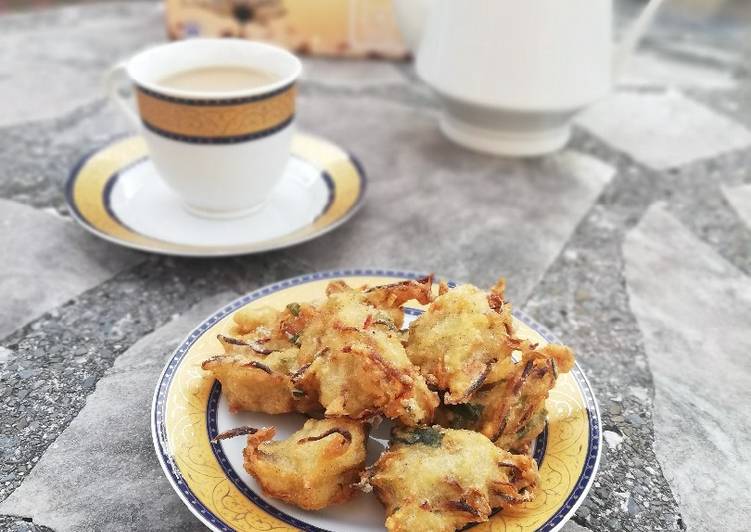 Cucur Bilis Bawang