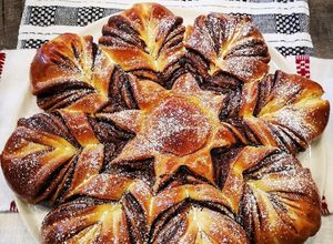 O poză a rețetei Cozonac floare cu nutella.