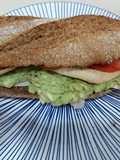Baguete de centeno con pollo al estilo saludable🥑🥑