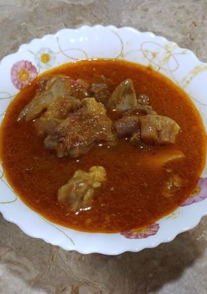 A picture of Beef Paye.