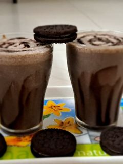 ઓરિયો મિલ્ક શેક (Oreo Milk Shake Recipe In Gujarati) રેસીપી મુખ્ય ફોટો