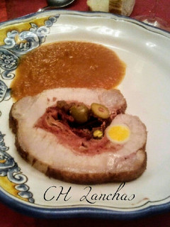 Una foto de Lomo de cerdo en libro, relleno