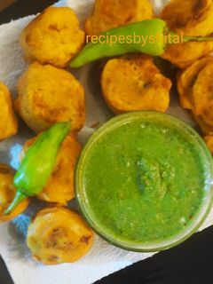 बटाटा वड़ा (batata vada recipe in Hindi) रेसिपी मुख्य फोटो