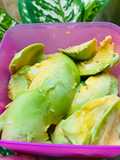 552. Alpukat Topping Madu