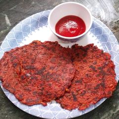 A picture of Neutricious beetroot chilla.