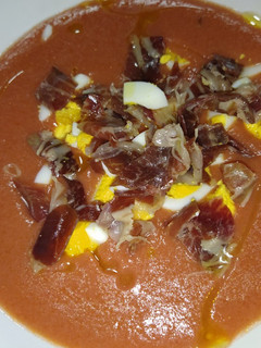 Una foto de Salmorejo sin pan en Mambo