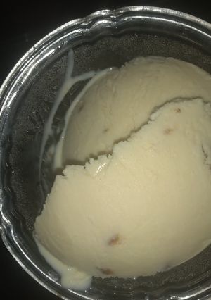A picture of Vanillah Ice cream.
