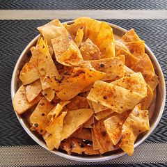 A picture of Crispy Fried Rotli Snack.