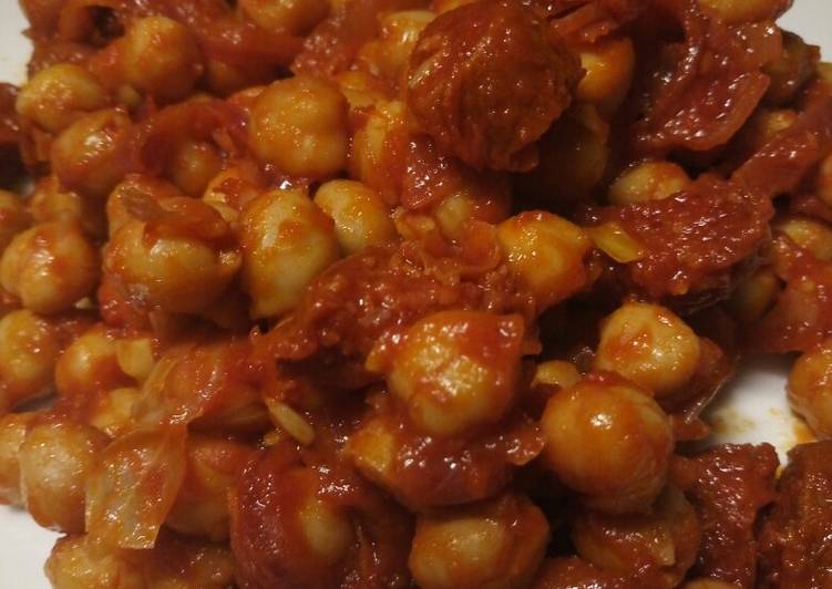 Simple Way to Prepare Quick Chickpea and chorizo tapas